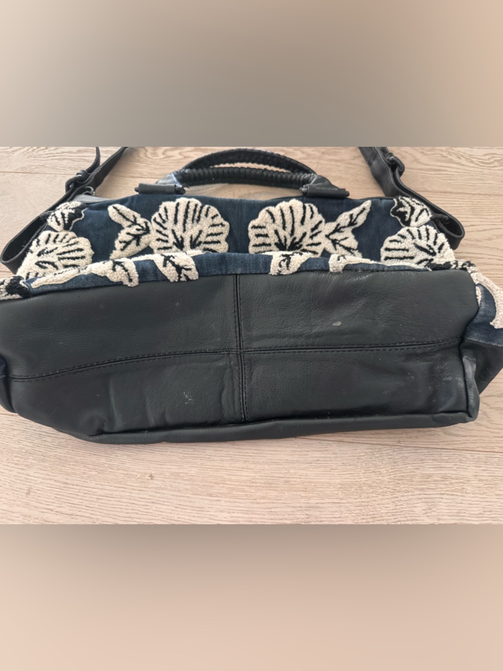 Cleobella Asliah Weekender bag featuring embroidered floral details on the front - Picture 6 of 14
